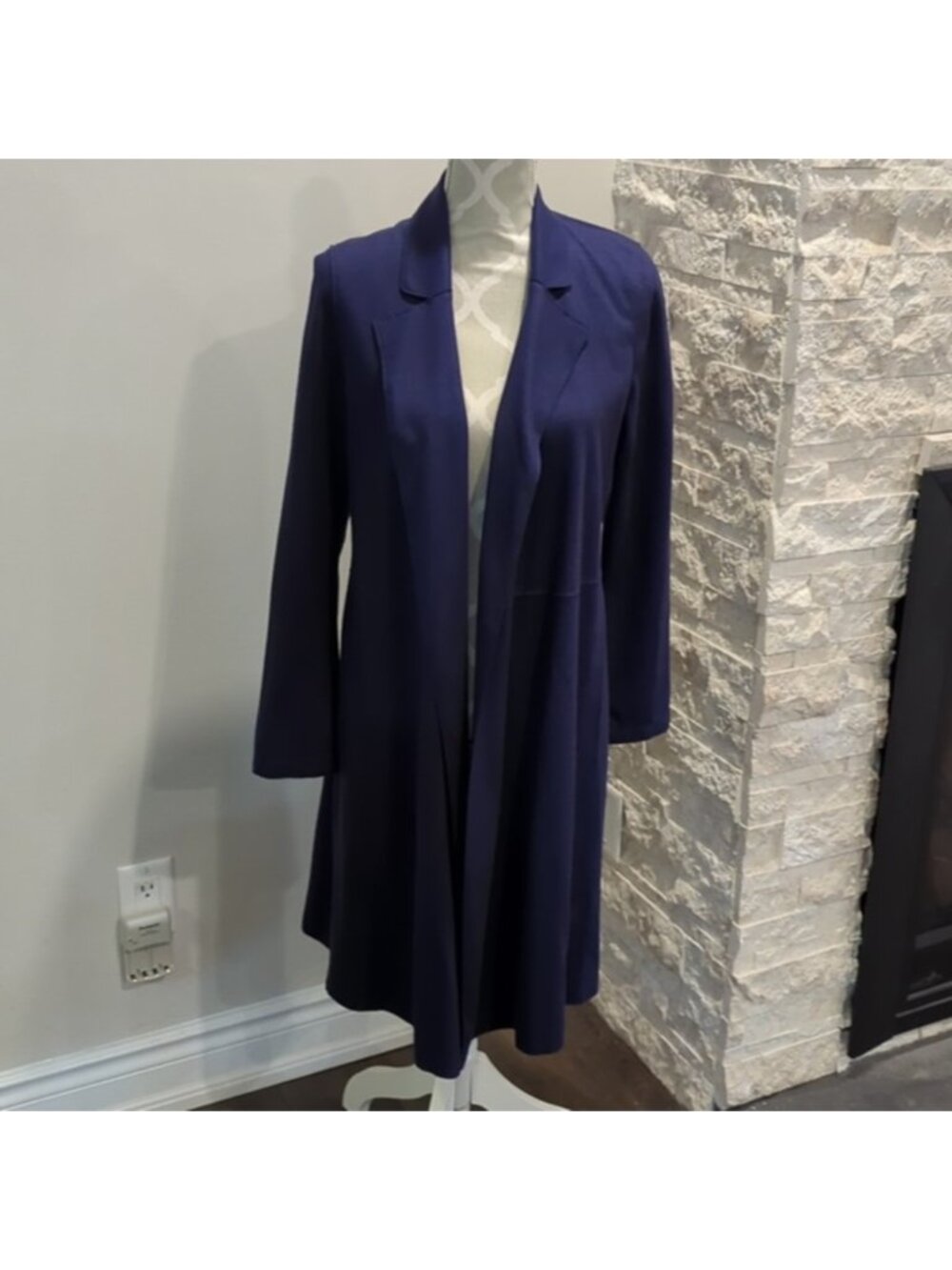 Marc Cain blue 100% wool open jacket with pockets